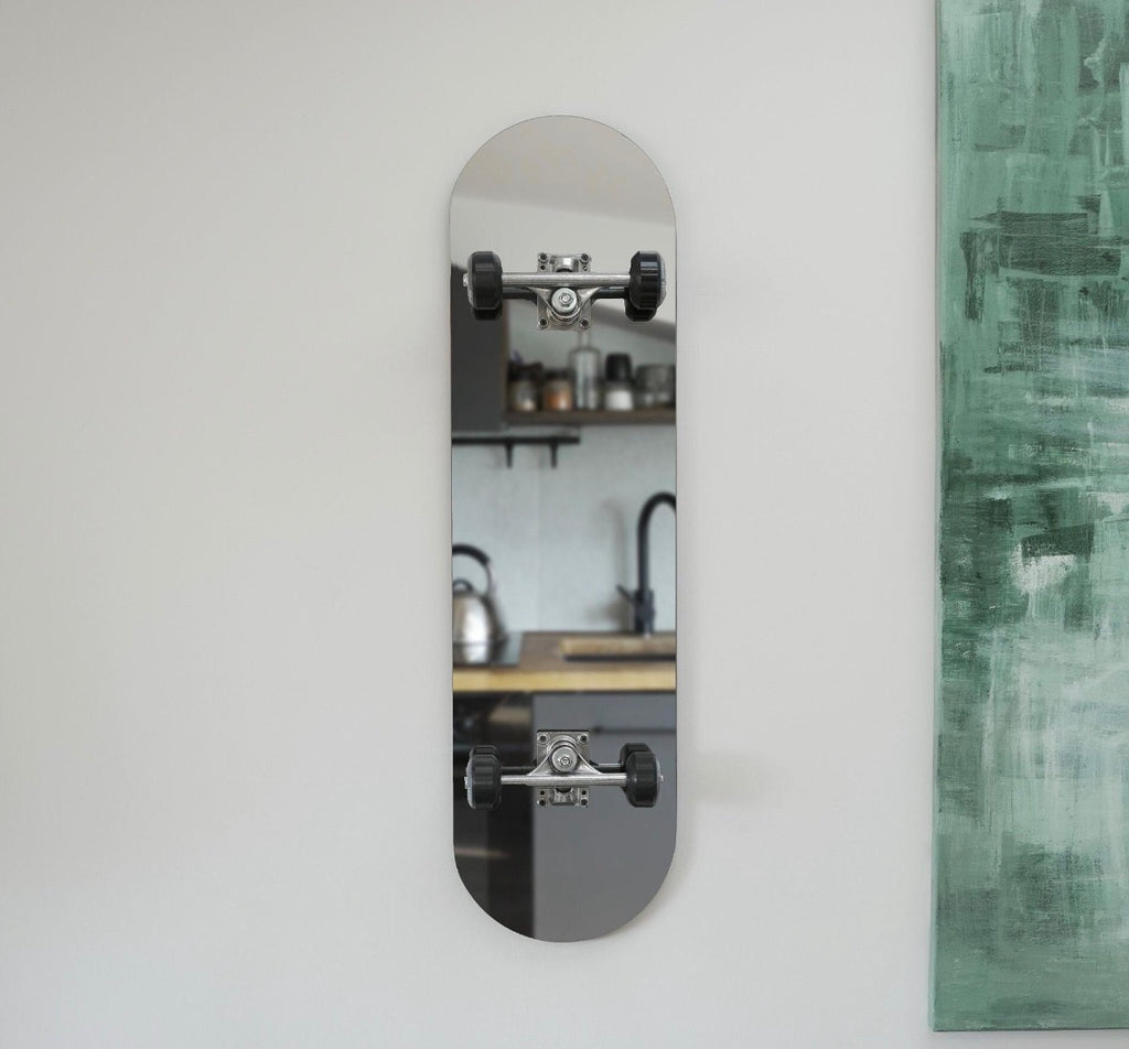 Skateboard mirror
